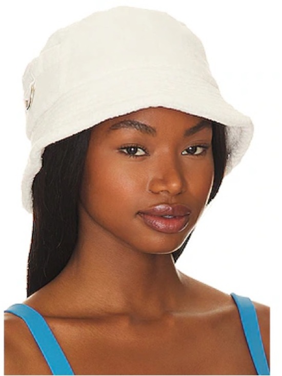 NWT Business & Pleasure Toweling Bucket Hat in Cream/White